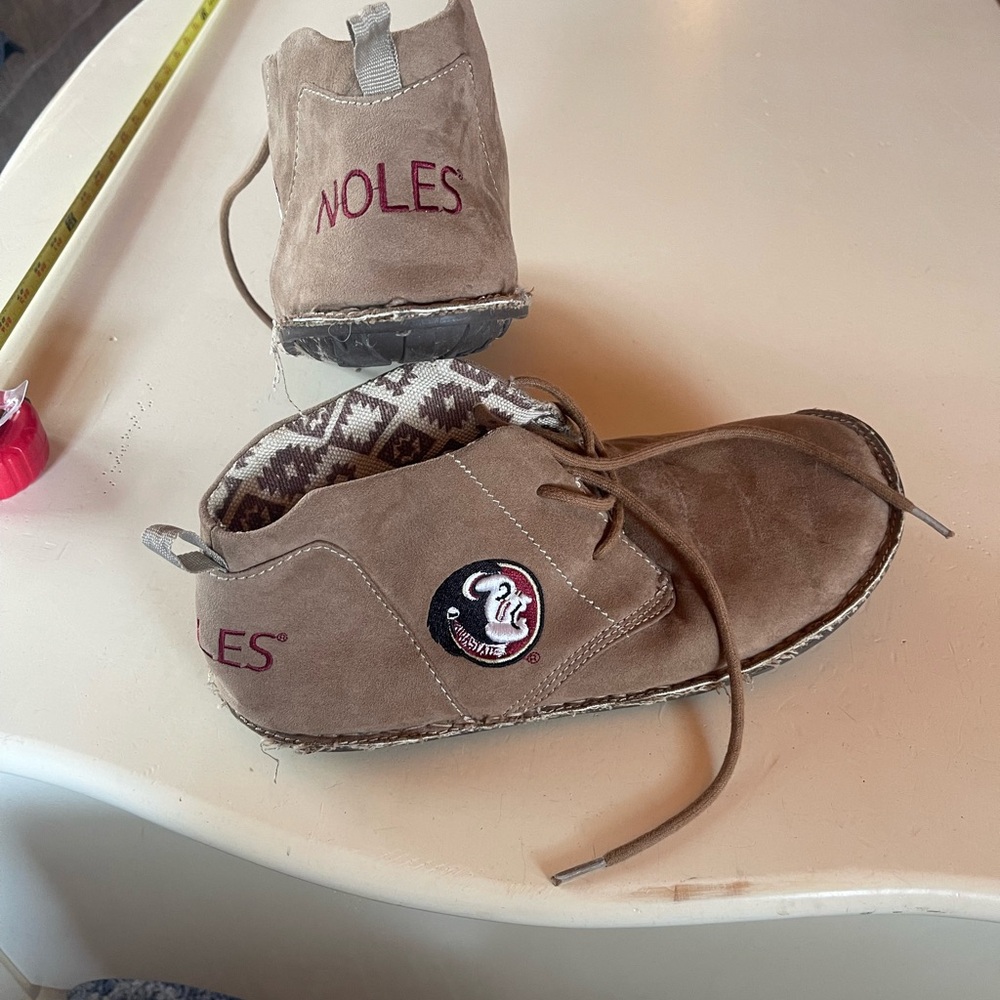 Florida State Seminole moccasins size 10